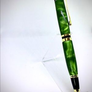 🎁 Handcrafted Pen from the vibrant color collection.